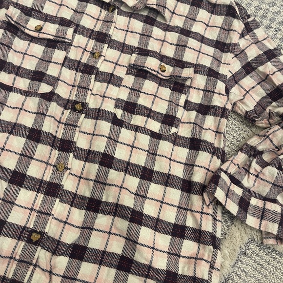 Free Assembly Pink Navy Cream Button Down Flannel Plaid Shirt Youth XXL - Picture 2 of 4